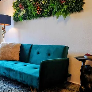 Carmen Emilia Apartamento