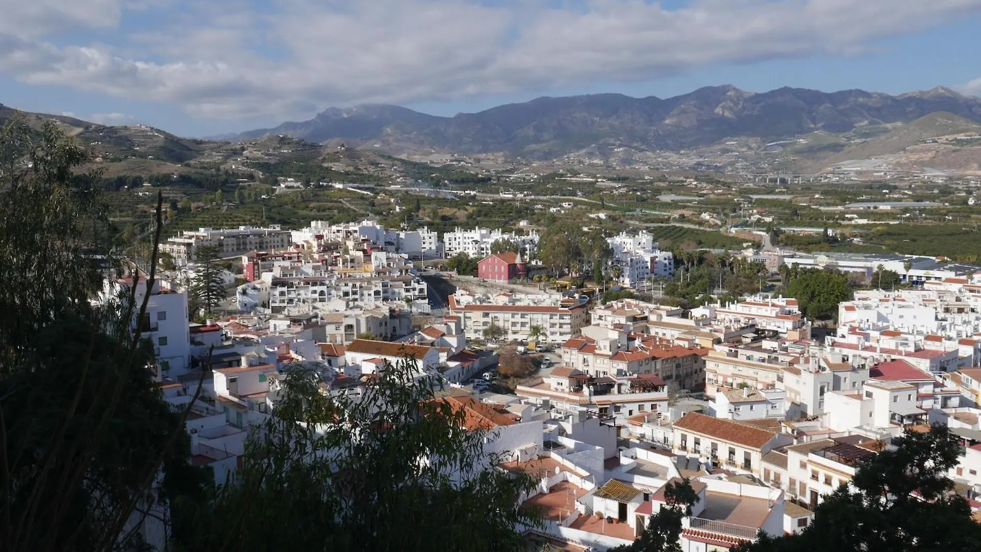 Piso Moderno Y Amplio Para Estudiantes Salobrena 0*,  Spain